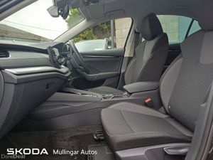 Skoda Octavia Selection 1.5TSI 115HP DSG mHEV - Image 4