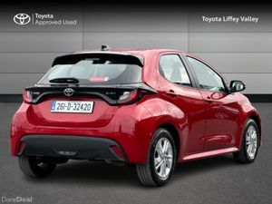 Toyota Yaris Yaris HEV Luna - Image 2