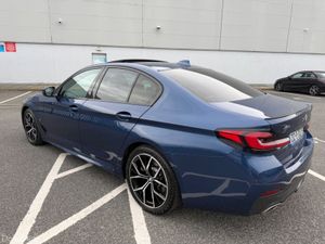 BMW 5-Series 520D 4WD M Sport Auto | 1 Owner | Ful - Image 4