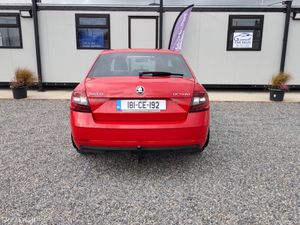 Skoda Octavia AMBITION 1.6 TDI 90HP 4 4DR - Image 3