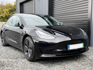 211 Tesla Model 3  Standard Range - Image 3