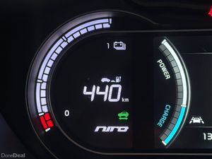 211 Kia e-Niro 64kWh Long Range Premium - Image 2