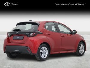 Toyota Yaris Hybrid Luna - Image 2