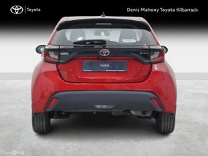 Toyota Yaris Hybrid Luna - Image 4