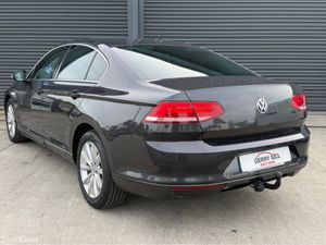 Volkswagen Passat 2.0 TDI SE BUSINESS 150 150PS 4D - Image 4