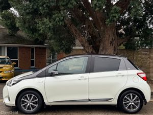 2020 Toyota Yaris - Image 3