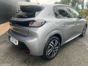 Peugeot 208 2022 - Image 3