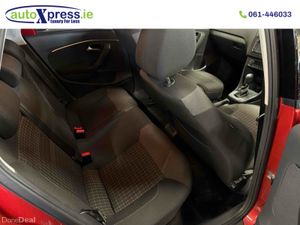 Volkswagen Polo 1.2 TSI COMFORT LINE, Reversing ca - Image 4