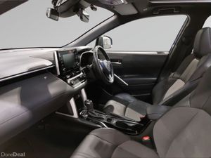 Toyota Corolla Cross 1.8 Hybrid Luna Hatchback - Image 3