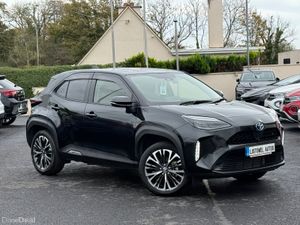 221 TOYOTA YARIS CROSS 1.5 PETROL HYBRID AUTO - Image 2
