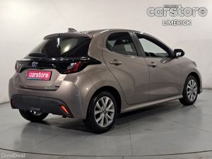 Toyota Yaris 1.5 - Image 3