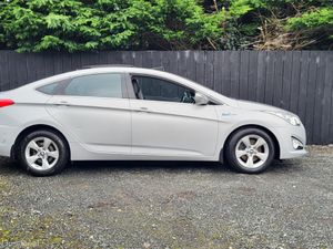 151 i40 EXE PREMIUM.. V LOW KMS.. NCT 06/27 - Image 4
