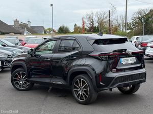 GR SPORT **231 TOYOTA YARIS CROSS  1.5 HYBRID - Image 3