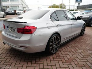 2017 BMW 3-SERIES 330E HYBRID 4DR SALOON AUTO - Image 4