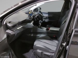 Peugeot 5008 1.2 PureTech 130bhp Allure - Image 4