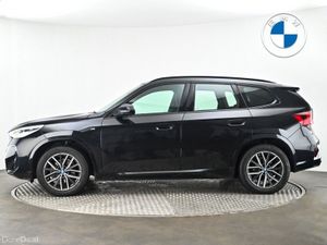 BMW iX1 eDrive20 M Sport - Image 3