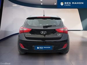2014 Hyundai i30 – Pearl Black – €7,950 - Image 4