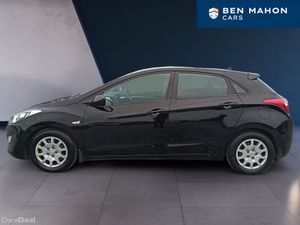 2014 Hyundai i30 – Pearl Black – €7,950 - Image 2