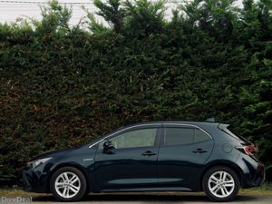 Toyota Corolla Sports Hybrid 2018 | Stylish - Image 2