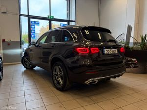 Mercedes-Benz GLC AMG Diesel Plug-in Hybrid 300 4m - Image 3