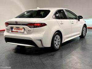 Toyota Corolla 1.8 HYBRID AUTOMATIC SALOON - TOYOT - Image 3