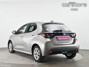 Toyota Yaris Yaris Hybrid 1.5 - Image 3