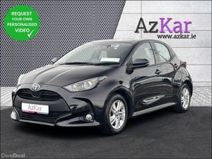 Toyota Yaris 2023 LUNA 1.5 PETROL HYBRID  AUTOMATI - Image 4