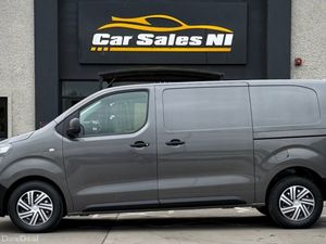 1.5 BlueHDi 1000 Enterprise Edition M Panel Van 6d - Image 4