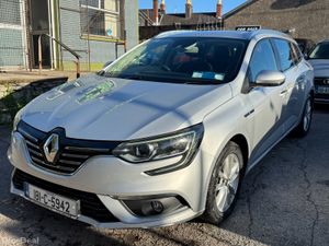 Renault Megane Estate with low mileage - Image 3