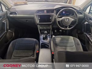 Volkswagen Tiguan 2.0 TDI 150HP HIGHLINE TOP SPEC! - Image 2