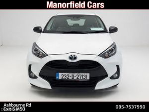 2023 232 Toyota Yaris Luna 1.5 Petrol Hybrid - Image 3