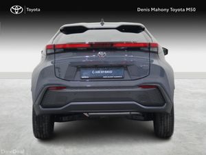 Toyota C-HR Sport - Image 4