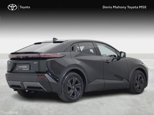 Toyota C-HR Sport - Image 2