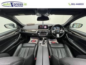 BMW 5-Series M-SPORT 523d , Panoramic sunroof, Aut - Image 2