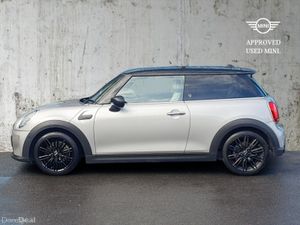 Mini Cooper 3-Door Cooper Exclusive - Image 4