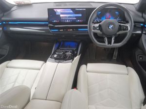 BMW 5-Series 520i M Sport Pro Saloon - Image 4