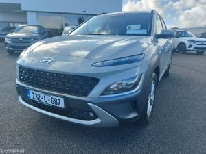 Hyundai KONA KAUAI EXECUTIVE 5DR - Image 2