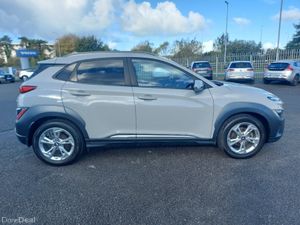 Hyundai KONA KAUAI EXECUTIVE 5DR - Image 4