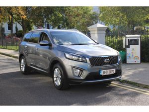 Kia Sorento Platinum 4X2 5DR - Image 3