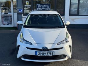 🚘 2021 Toyota Prius 1.8 Hybrid Automatic - Image 4