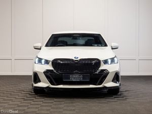 2024 BMW i5 eDrive40 M-Sport - Image 2