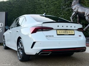 Skoda Octavia VRS 200BHP Diesel auto great spec - Image 4