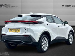 Toyota C-HR 1.8 VVT-h Icon CVT Euro 6 (s/s) 5dr - Image 2