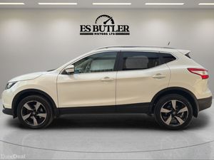 2017 Nissan Qashqai SVE 1.6L DIESEL / SUNROOF - Image 2