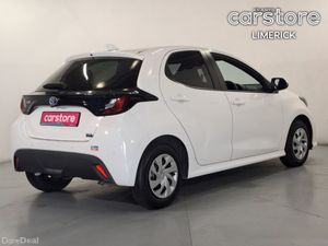 Toyota Yaris 1.5 - Image 3