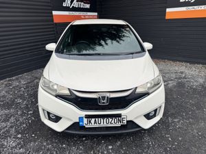 Honda Fit 1.5 HYBRID AUTO - Image 2