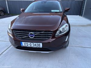2017 Volvo XC60  D4 (190 hp) FWD SE - Image 3