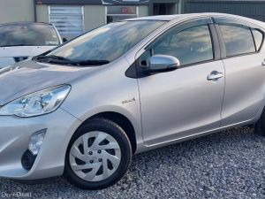 🔵 Toyota Aqua 1.5 Petrol Hybrid Automatic - Image 2