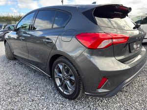 🔵 Ford Focus 1.5 TD ST LINE EDITION LOW KM - Image 4