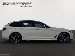 2017 BMW 5 SERIES 2.0 M-SPORT 190 BHP G31 M-PERFOR - Image 4